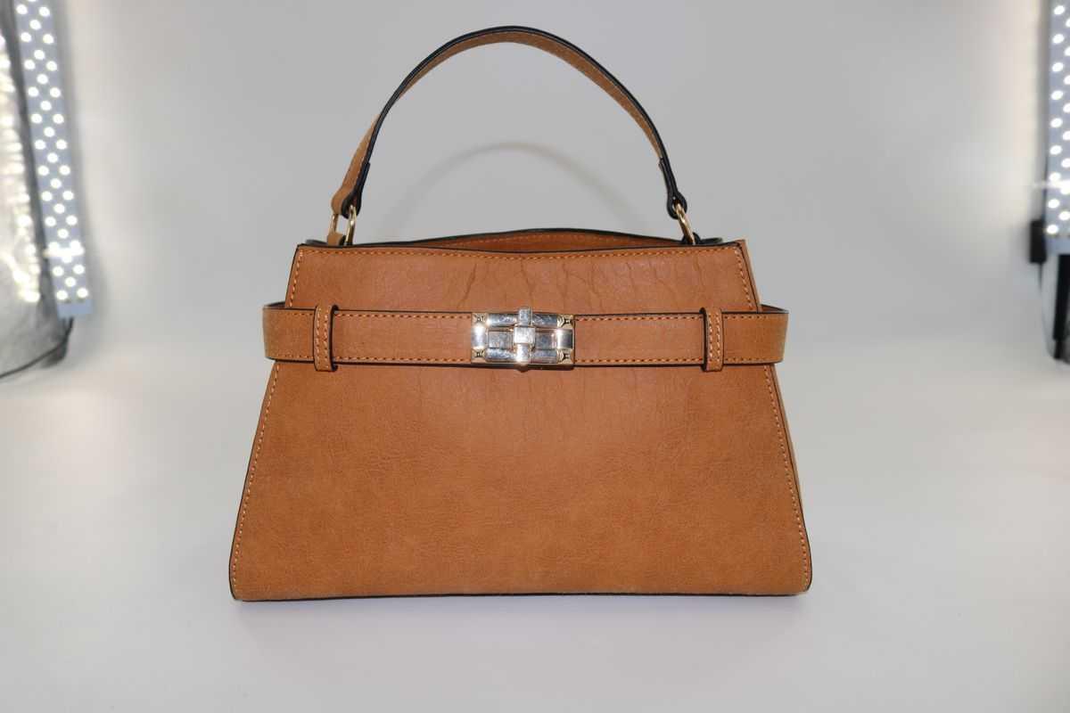 Soft-Structure Handbag